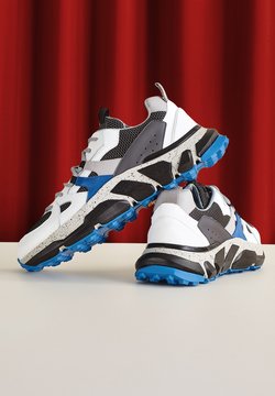 Ofertas en Calzado de marca para hombre | Colección online en Zalando