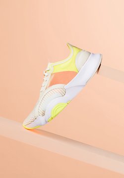 Calzado para Fitness de mujer | Comprar bambas online en Reebok