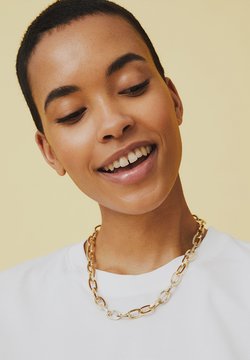 Complementos de mujer | Accesorios femeninos en Zalando