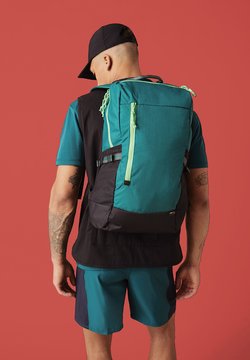 Ofertas en Mochilas deportivas de hombre | Comprar colección en Zalando