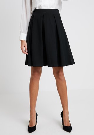 A-line skirt - black