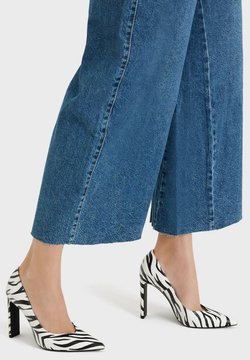 Bershka - Decolleté - multi-coloured