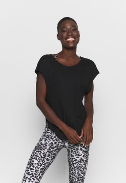 Cotton On Body - ACTIVE SCOOP HEM - T-Shirt basic - black