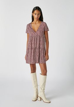 pull and bear robe rouge