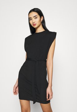 Missguided - SHOULDER PAD BELTED MINI DRESS - Cocktailkleid/festliches Kleid - black