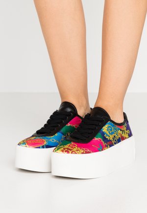 35 størrelse sko sneakers 35 størrelse sko sneakers
