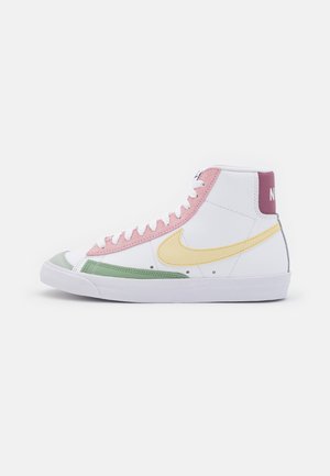 احتمالا لوث حلقة الوصل nike blazer mid 