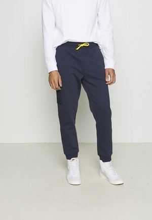 tommy hilfiger skinny joggers