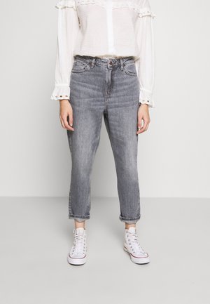 Topshop petite baggy jeans Clearance