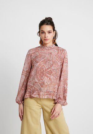 Rosa b.young Cyber Monday 2019 på nett hos Zalando.no Tigha Cyber Monday 2019 på nett hos Zalando.no
