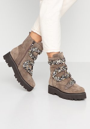 botines alma en pena 2018