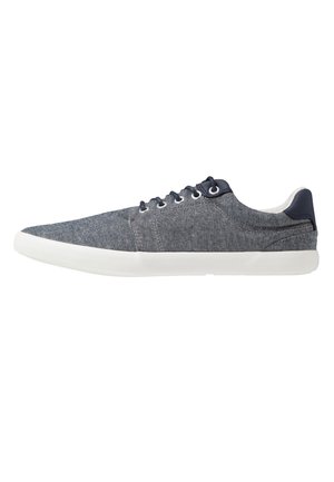 Unieke schoenen en sneakers online kopen bij THBX