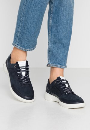 Blå Kickers Black Friday Sko 2019 | Mote på tilbud hos Blå Kickers Black Friday Sko 2019 | Mote på tilbud hos