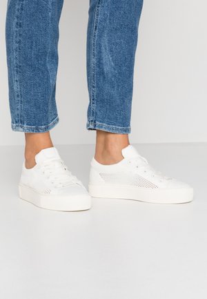 Schapenvacht schoenen online kopen | ZALANDO Schapenvacht schoenen online kopen | ZALANDO
