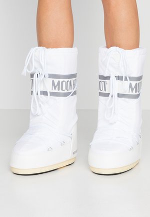 moon boots blanche fourrure