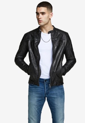Leren jas Maat 52 online kopen | Gratis verzending | Zalando Leren jas Maat 6XL online kopen | Gratis verzending | Zalando