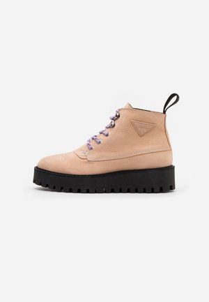 LÄST Boots online på Zalando – Köp skor för dam & herr på LÄST Boots online på Zalando – Köp skor för dam & herr på