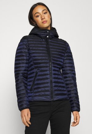 Superdry Dunjakker | Varme og lette jakker til dame og herre Superdry Dunjakker | Varme og lette jakker til dame og herre