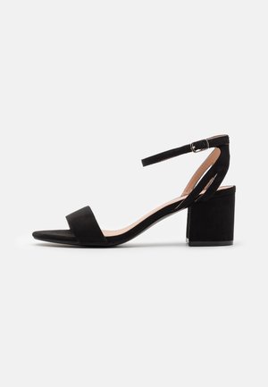 chaussure talon epais