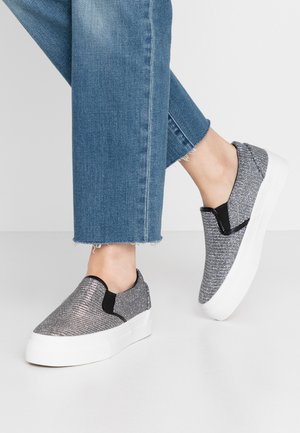 Simply Be Kläder i färgen taupe hos Zalando Simply Be Kläder i färgen taupe hos Zalando