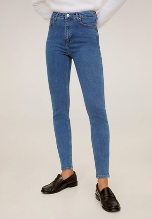 mango slight curve jeans