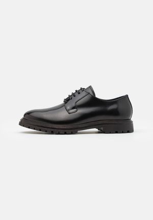 chaussure homme pour mariage