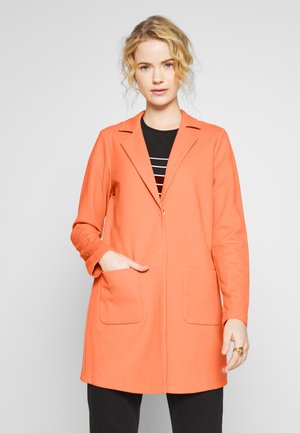 Røde Opus Vinterjakker | Dame, herre og barn Vinterjakker Opus JARILA - Kort kåpe / frakk - fresh coral