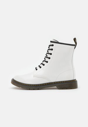 doc martens 38.5