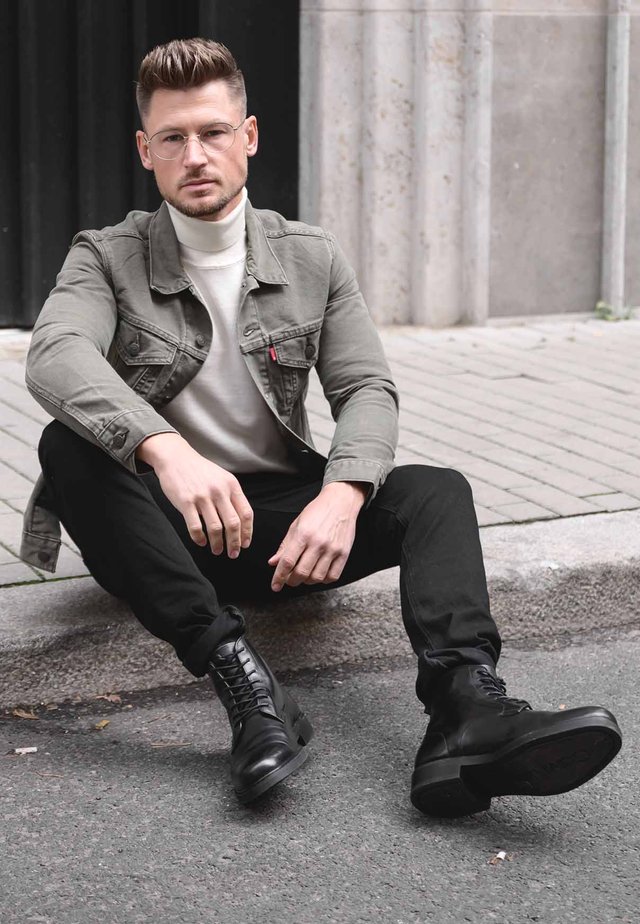 andrehellmundt