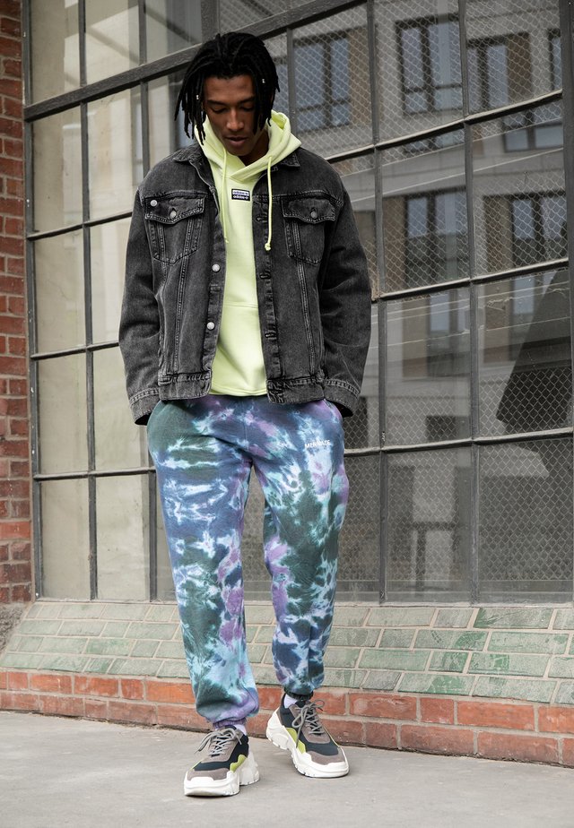 Styled by Zalando
