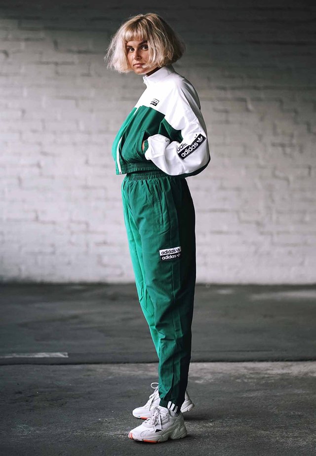 Adidas Dameskleding online kopen | Gratis verzending | ZALANDO Adidas Dameskleding online kopen | Gratis verzending | ZALANDO