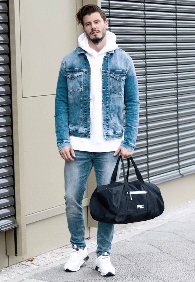 Tommy Jeans