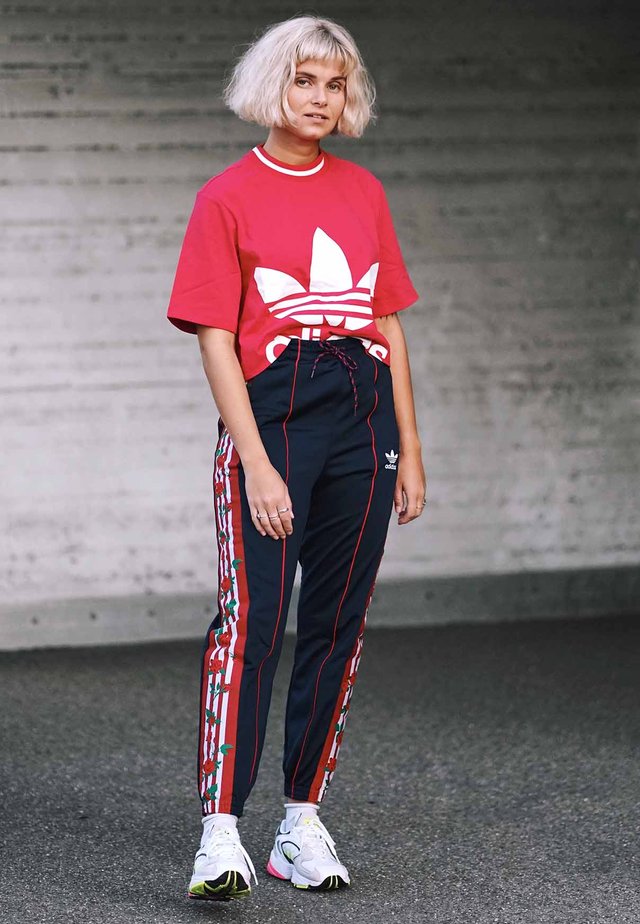 adidas Originals ADICOLOR TREFOIL TEE Tshirt z nadrukiem ash pearl rozowy Zalando